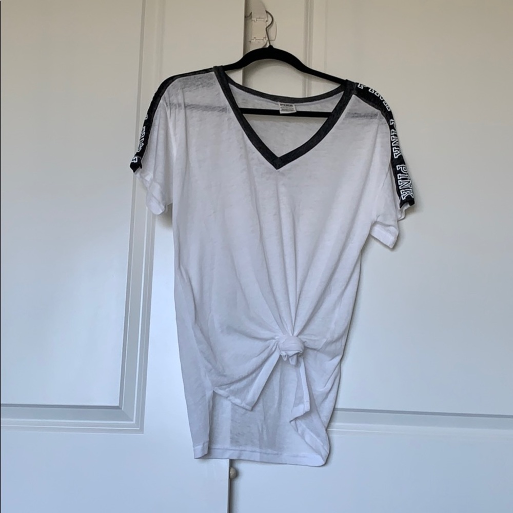 ‼️PRICE DROP‼️ White and Gray T-shirt